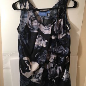 Simply Vera Wang top